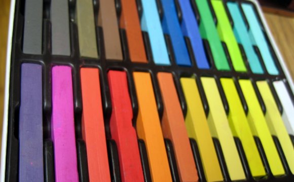 Clay to make Jewelry